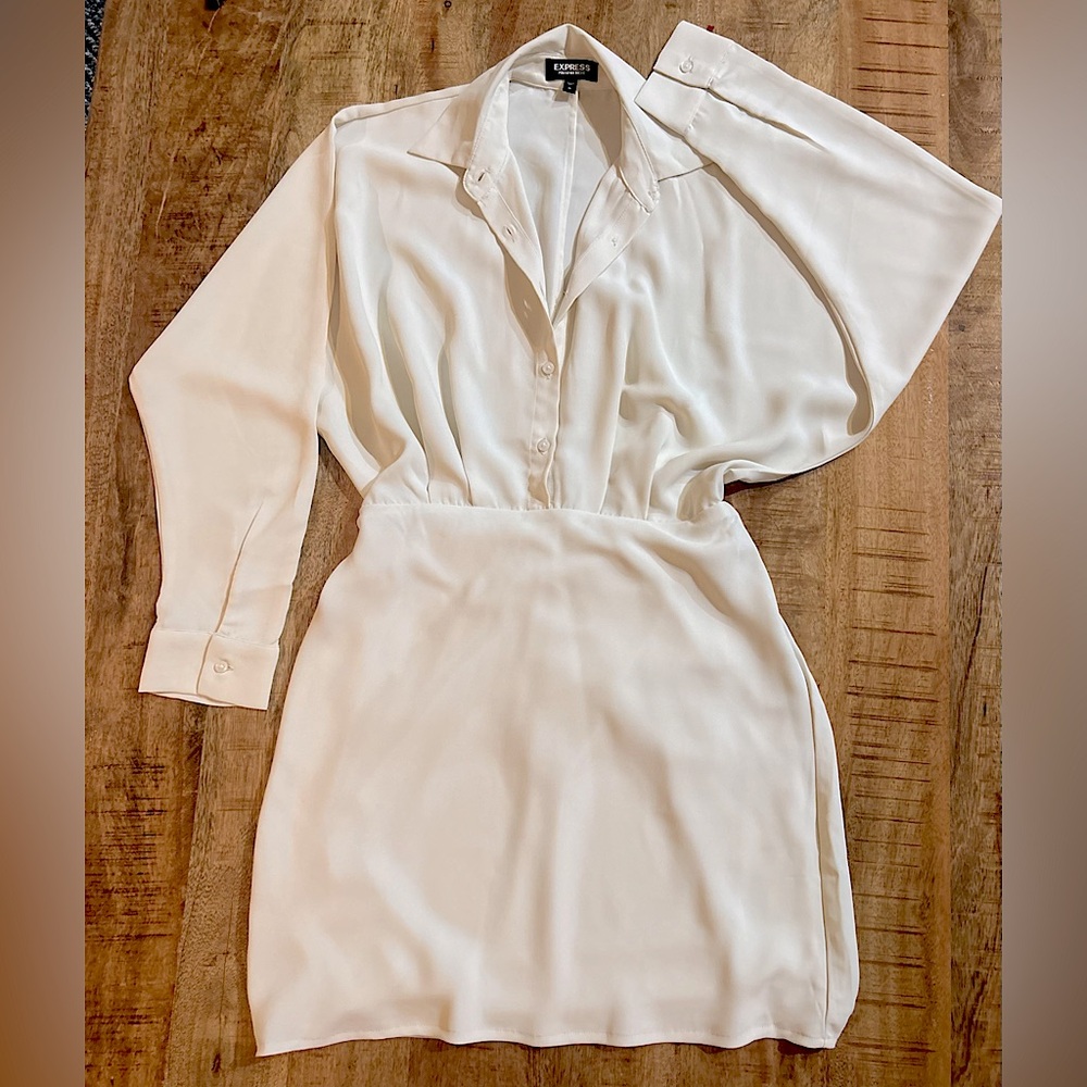 Express dress. Medium new